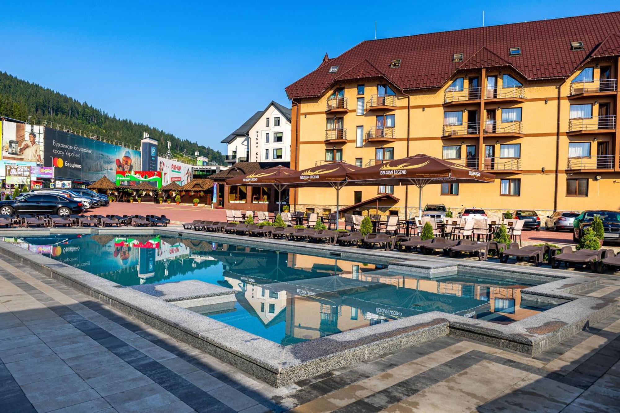 Villa Victoria Bukovel Luaran gambar